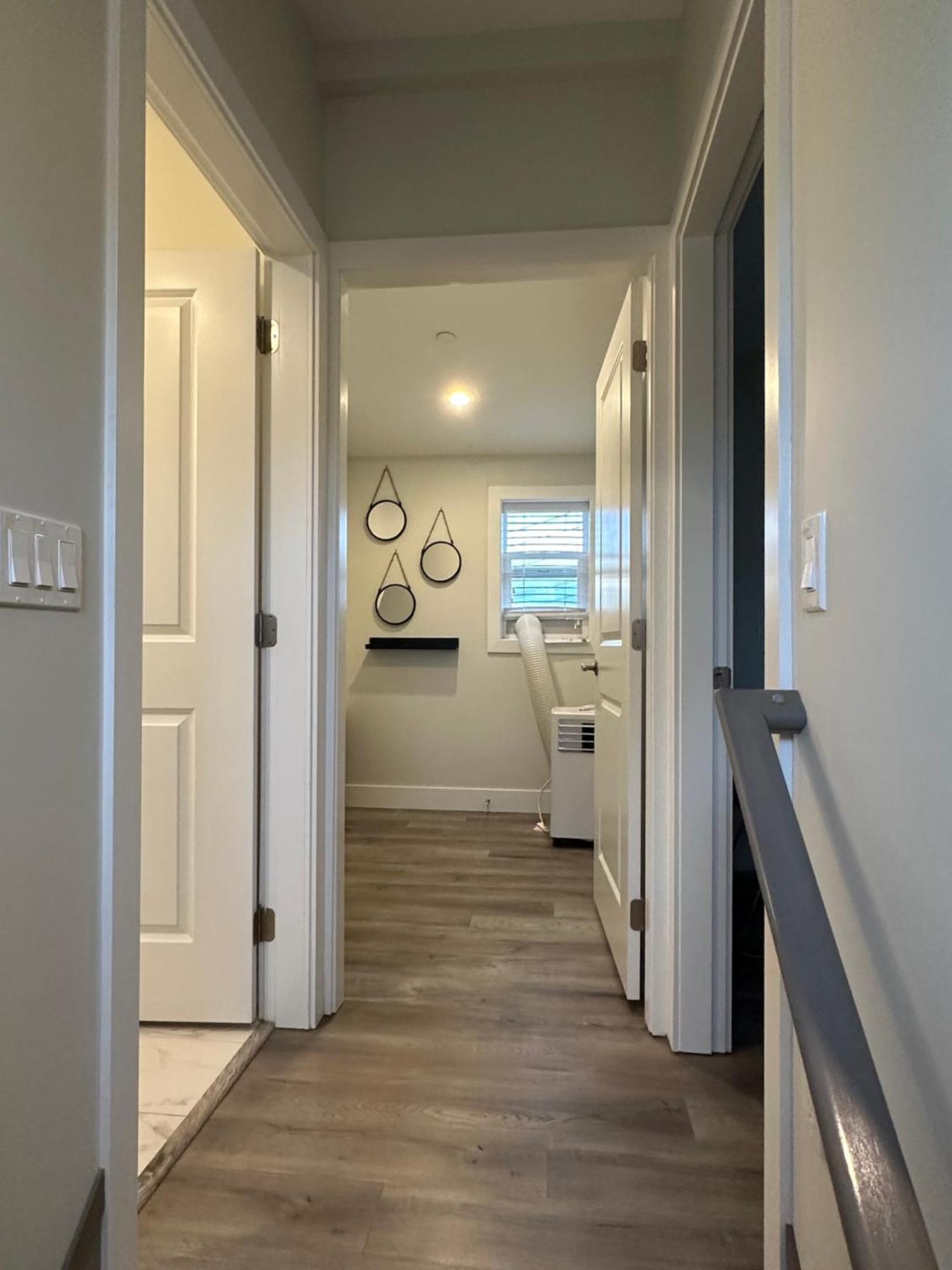 Bright And Cozy Modern Home In Vancouver - Central To Yvr-Downtown - Free Private Parking Экстерьер фото